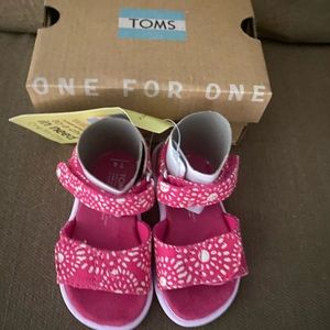 Strappy Fuchsia Shibori Dots